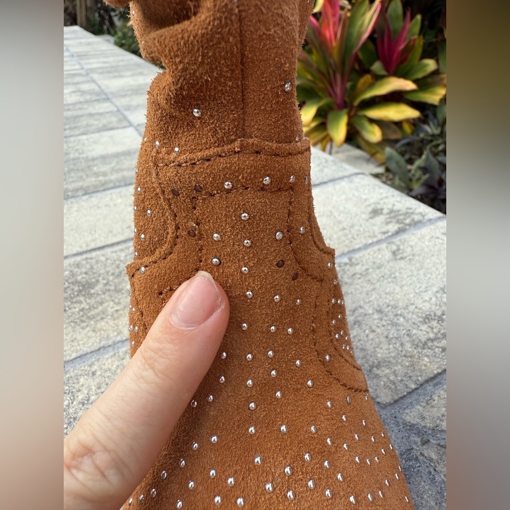 Gianni Bini Western Suede Ankle Boots with Studs Size 9M - Picture 14 of 14